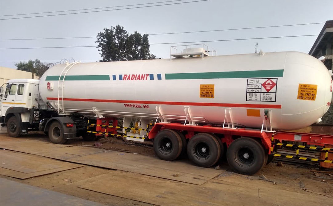 road_tanker_4